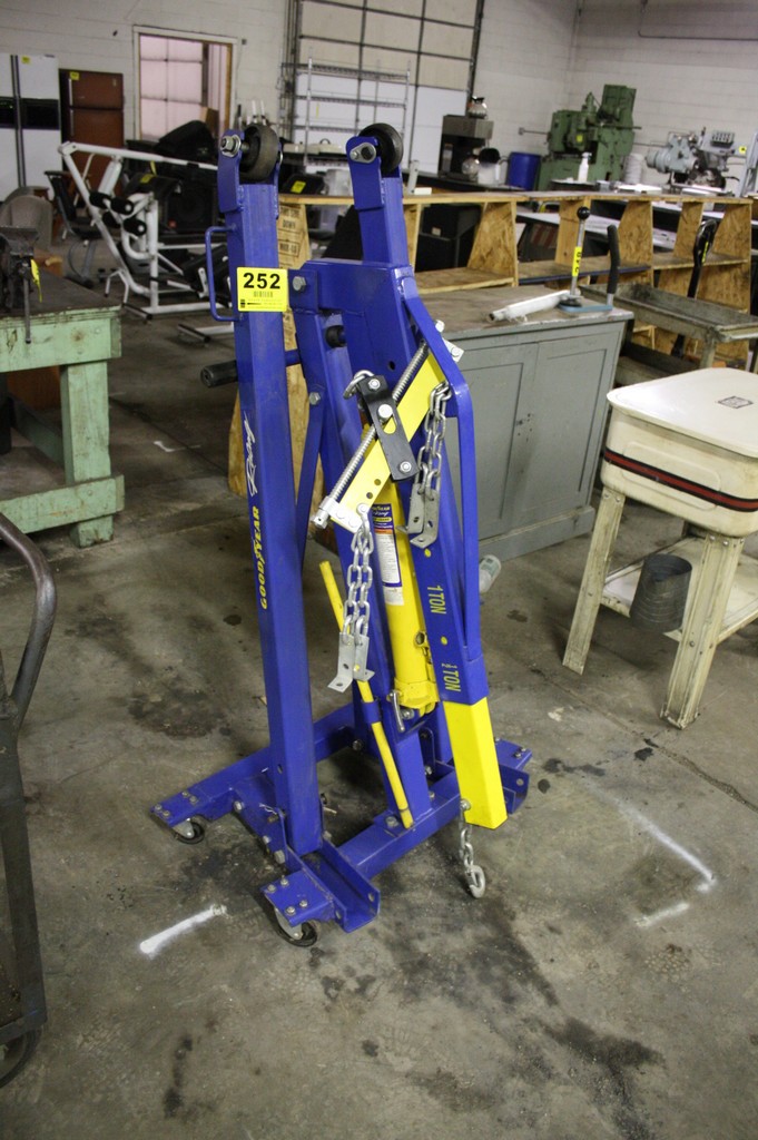 GOODYEAR 2-TON ENGINE HOIST