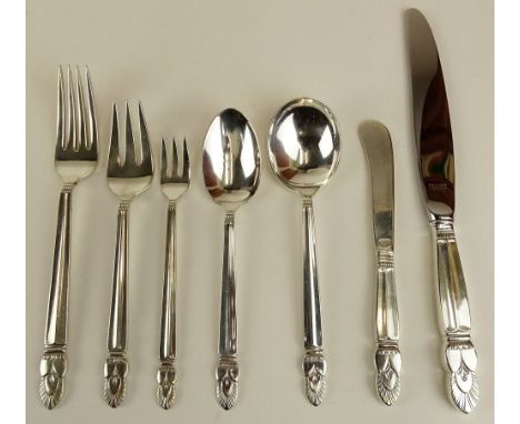 Vintage Whiting eighty-four (84) piece Sterling Silver flatware service in the Princess Ingred pattern including: Twelve (12)