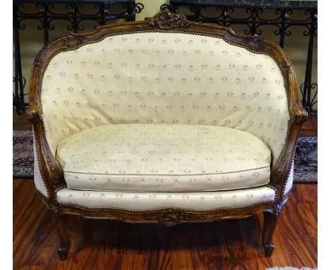 Early 20th century French Louis XV style carved beechwood canapé. Unsigned. Rubbing, wood losses, splits, loose frame, worn u