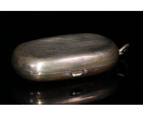 A Victorian silver rounded rectangular double sovereign case, hinged cover, pair of engine turned circular sprung compartment