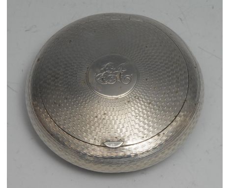 A Victorian silver circular snuff box, engine turned overall, gilt interior, 7cm diam, Henry William Dee, London 1875 