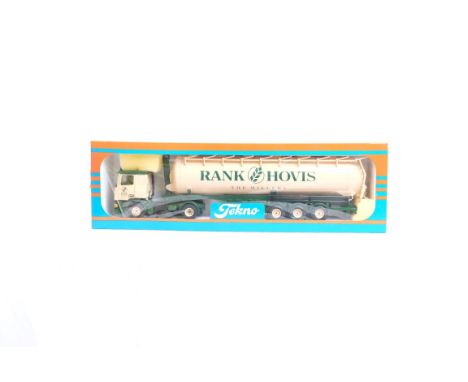  Tekno DAF 95 Tipping Tanker Trailer - Rank Hovis | Scale: 1:50 | Model Code:  | Certificate: No | Lot Condition: Good | Mirr