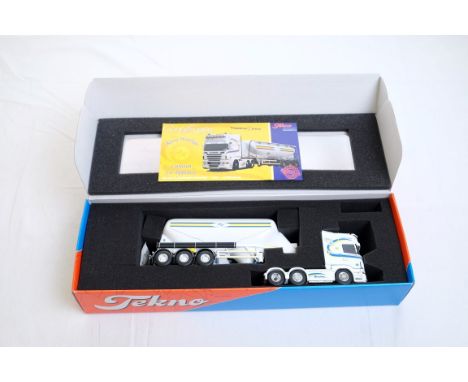  Tekno Scania R560 Powder Tanker - Ryan Haulage - Irish | Scale: 1:50 | Model Code: 65285 | Certificate: Yes | Lot Condition: