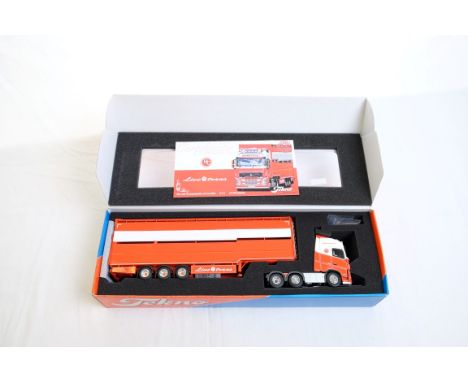  Tekno Volvo FH500 Livestock Trailer - Crilly HC Livestock Transport - Irish | Scale: 1:50 | Model Code: 67949 | Certificate:
