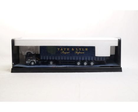  Corgi DAF XF 85 Curtainside Trailer - Tate & Lyle - In Display Case | Scale: 1:50 | Model Code: 75402 | Certificate: No | Lo