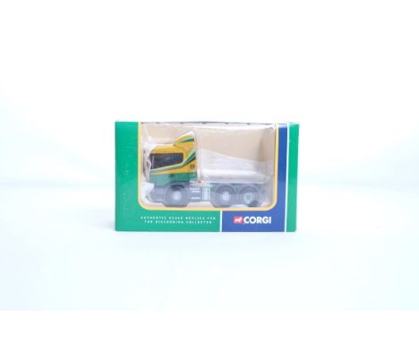  Corgi Scania Tractor Unit - Macfarlane Transport LTD | Scale: 1:50 | Model Code: CC12206 | Certificate: Yes | Lot Condition: