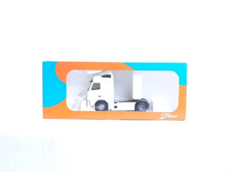  Tekno Volvo FH12 Tractor Unit | Scale: 1:50 | Model Code:  | Certificate: No | Lot Condition: Good | Mirrors: Yes