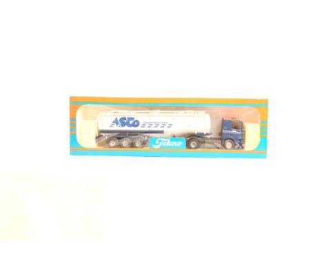  Tekno DAF XF 85 Tanker Trailer - ASCO | Scale: 1:50 | Model Code:  | Certificate: No | Lot Condition: Good | Mirrors: No