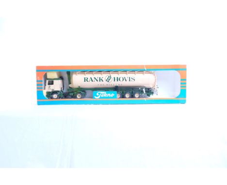  Tekno DAF 95 XF Tipping Silo Trailer - Rank Hovis | Scale: 1:50 | Model Code:  | Certificate: No | Lot Condition: Good | Mir