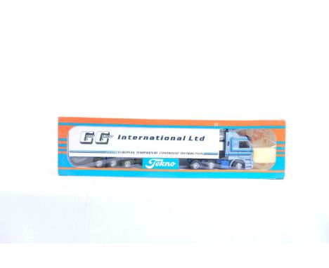  Tekno Scania 143 Fridge Trailer - Geoff Gilbert | Scale: 1:50 | Model Code:  | Certificate: No | Lot Condition: Good | Mirro