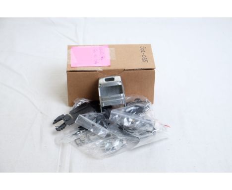  Tekno Volvo FH4 GL XL 6x4 Kit | Scale: 1:50 | Model Code: 502-035 | Certificate: No | Lot Condition: Good | Mirrors: With Ki