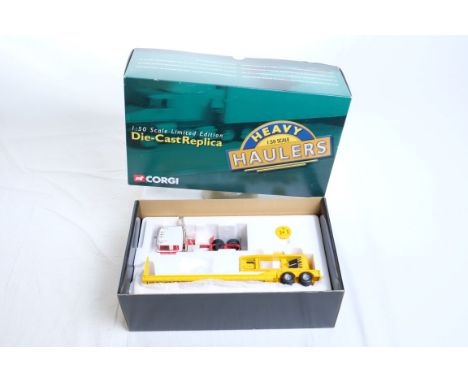  Corgi International Transtar With Lowboy - Sulley Trucking | Scale: 1:50 | Model Code: US51403 | Certificate: Yes | Lot Cond