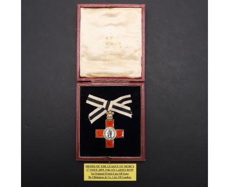 A MEDAL FOR THE ORDER OF THE LEAGUE OF MERCY. A cross of the Order of the League of Mercy, red enamel cross on Prince of Wale