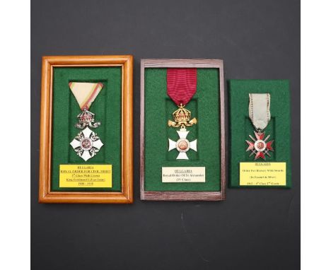 BULGARIA: THE ROYAL ORDER FOR BRAVERY, CIVIL MERIT AND ST ALEXANDER. The Bulgarian Order for Bravery with crossed swords and 