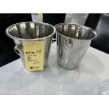 LOT: (2) Sceaux en Acier Inox.