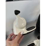 LOT: (2) Rapes à parmesan