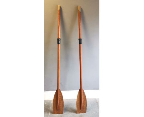 Pair of Vintage rowing oars 182cm length, in good used condition. 