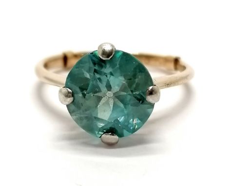 Antique unmarked gold blue topaz solitaire ring - size M½ (with keeper) &amp; 2.9g total weight 