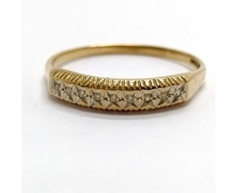 9ct hallmarked gold diamond set ring - size Z &amp; 2g total weight 