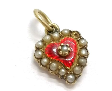 Unmarked antique gold heart small pendant with red enamel &amp; pearl detail (1 missing) - 1.5cm drop &amp; 1.2g total weight