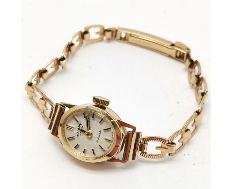 Rotary 9ct hallmarked gold ladies manual wind wristwatch with 9ct marked gold bracelet - 10.9g total weight ~ running BUT WE 