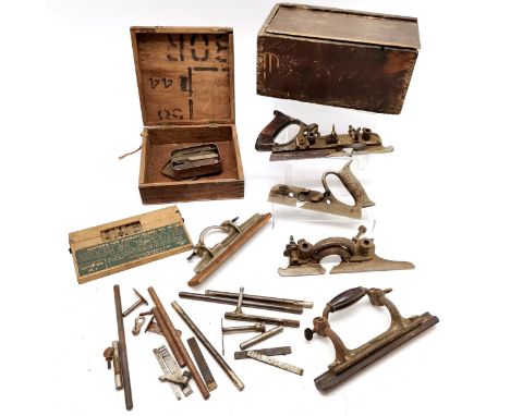 Stanley No 55 plane with vintage wooden box and contents &amp; cutters t/w cased set of cutters for Stanley plane 45, and a b