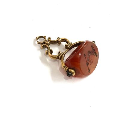 Antique Georgian gold spinning fob Carnelian multi sided  intaglio seal measures approx 3.2cm by 2.6cm wide in good condition