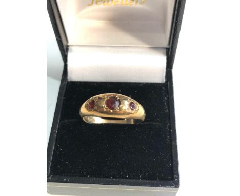 9ct gold garnet gypsy ring weight 2.9g 