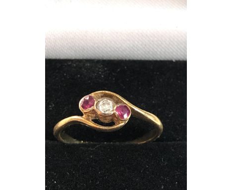 Antique ruby and diamond ring weight 2.1g 