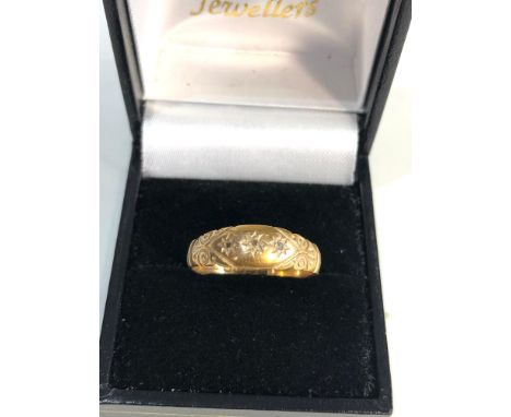 18ct gold antique diamond  ring weight 3g 