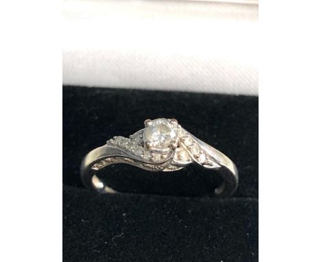 9ct white gold diamond ring ring 0.25 ct of diamonds weight 2.2g 
