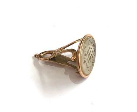 Georgian gold hardstone seal fob intaglio initials l measures approx 2.9cm by 2.2cm wide in good condition weight 5.7g 