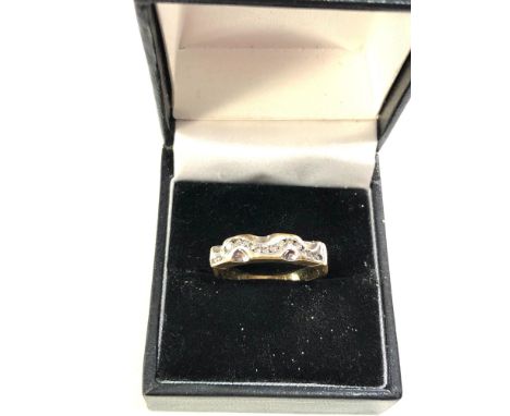 18ct gold  diamond ring weight 5.5g 