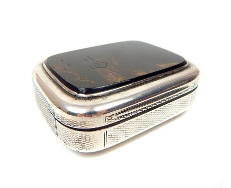 A late Georgian silver & hardstone large snuff box, c.1808, 9cm wide