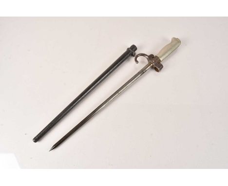 A scarce Polish Capture Lebel, stamped WZ 86/93 to the handle, serial number 58440 to the quillon, complete with scabbard, no