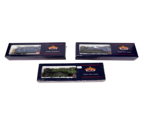 Two Bachmann scale 1:76 locomotives and tenders, in their boxes, comprising: 32-553 Class A1 60161 'North British'; 32-554 Cl