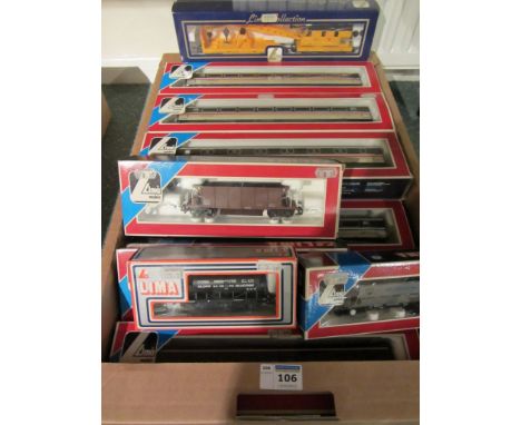 Lima 00 gauge carriages and rolling stock boxed (19)