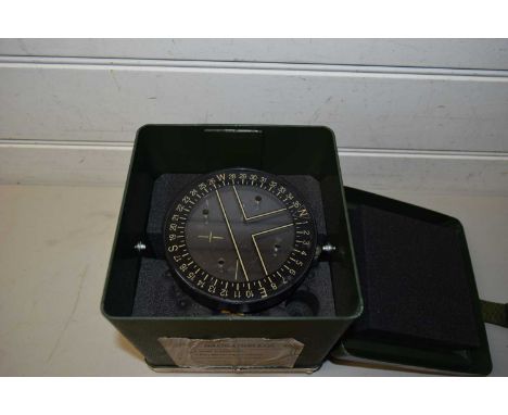 MODERN MILITARY NAVIGATION CANOE COMPASS IN CASE
