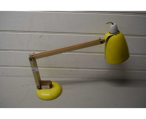 VINTAGE MID-CENTURY ADJUSTABLE DESK LAMP