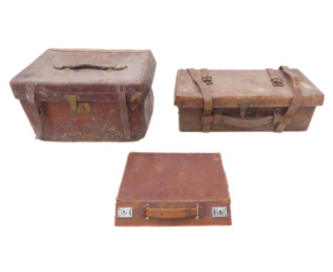A large cartridge magazine and two other&nbsp;leather cases for restoration. The Army &amp; Navy&nbsp;six-division magazine s
