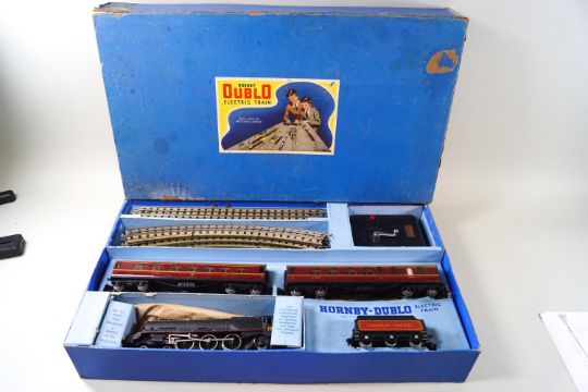 hornby dublo train sets