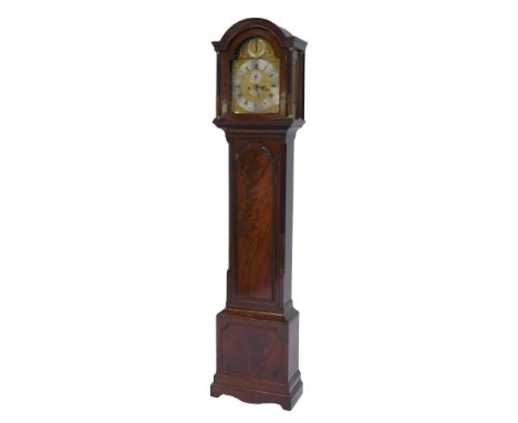 An 18thC flame mahogany cased longcase clock, the brass dial with silvered Roman numeral chapter ring for William Smithfield 