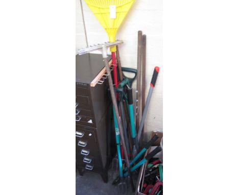 Good selection of garden tools to include: spade; fork; edging shears; rakes; loppers; hose etc.(B.P. 24% incl. VAT)