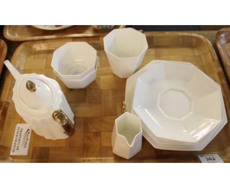Tray of Wedgwood 'Etruria' matched part tea set comprising: teapot; cups and saucers; cream jug etc.(B.P. 24% incl. VAT)
