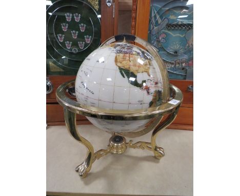 A LARGE GEMSTONE GLOBE ON STAND - H 48 CM