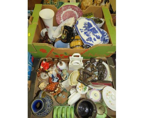 TWO TRAYS OF ASSORTED CERAMIC TO INCLUDE WEDGWOOD JASPERWARE, DOULTON LAMBETH JUG A/F, PORTMEIRION ETC 