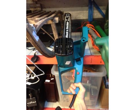 BLACK & DECKER ELECTRIC CHAINSAW