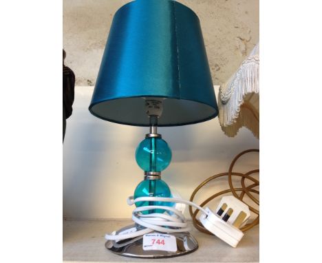 BLUE TABLE LAMP      E5