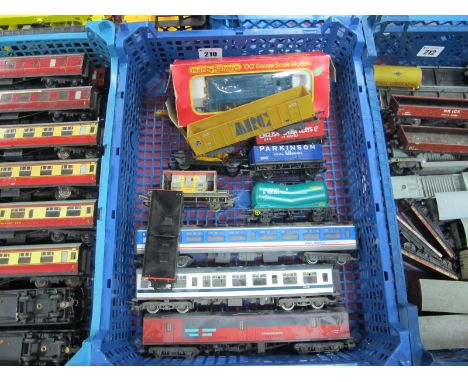A Hornby "OO"Gauge/4mm Class 08 0-6-0 Diesel Shunter BR Blue R/No D3035, plus 10 items of rolling stock by Lima, Hornby etc, 