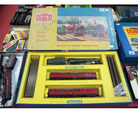 A Hornby Dublo 2 Rail Ref No 2014 "The Talisman" Boxed Train Set, consisting of Class A4 4-6-2 steam locomotive and eight whe